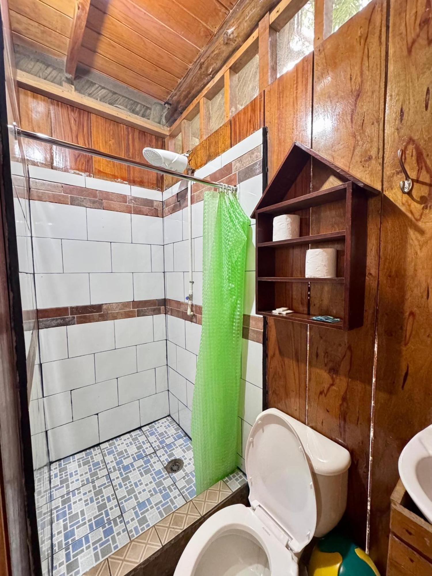 بيت شباب Oasis The Traveler Lanquín المظهر الخارجي الصورة